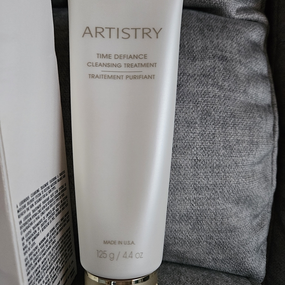 NIB ARTISTRY Time Defiance Cleansing Treatment - Picture 2 of 5